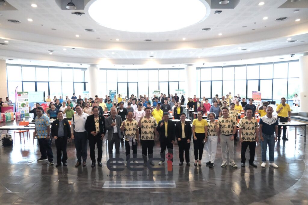 นาโนเทค สวทช. ร่วมนำเสนอนวัตกรรมตอบโจทย์ชาวสวนทุเรียน ผ่านเวทีสัมมนา “การจัดการทุเรียนไทยในวันที่โลกรวน: เทคโนโลยีและข้อมูลนำทาง เพื่อลดความเสี่ยง เพิ่มความยั่งยืน”